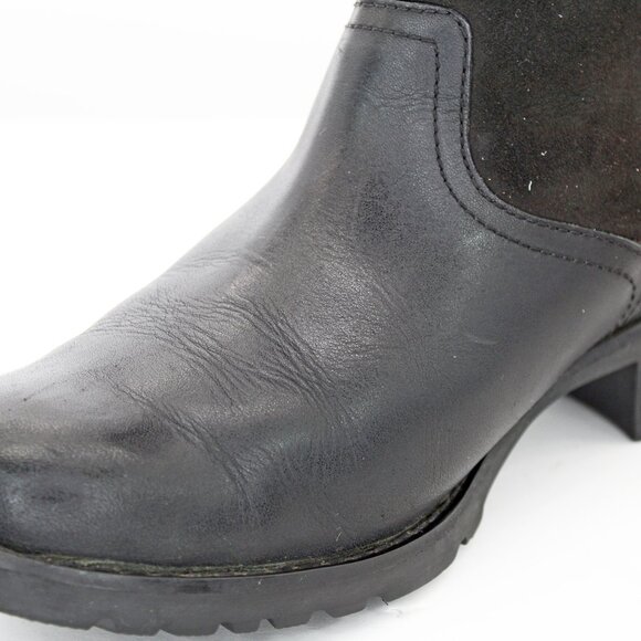 Ugg ‘Bellevue’ Leather Shearling Foldover Ankle Boots - Picture 4 of 8